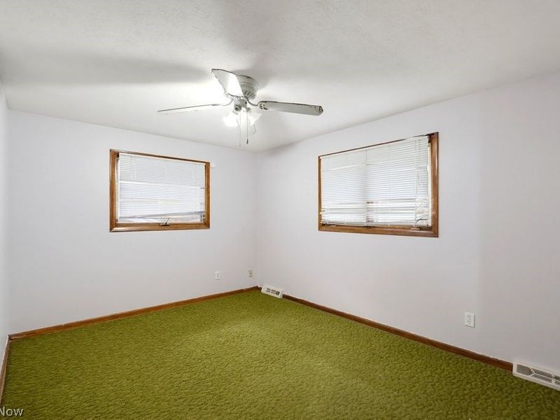 2207 Oaklawn Drive, Parma, OH 44134 Photo 13