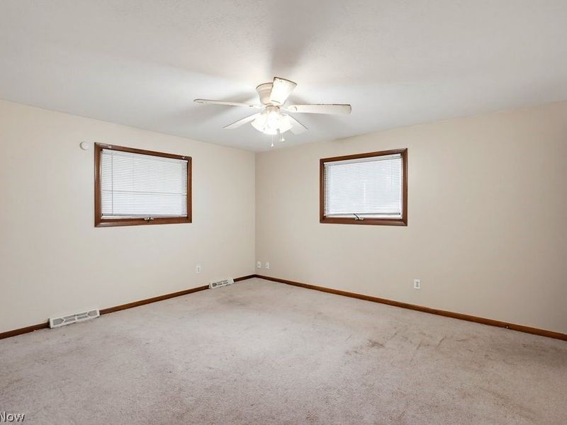 2207 Oaklawn Drive, Parma, OH 44134 Photo 14