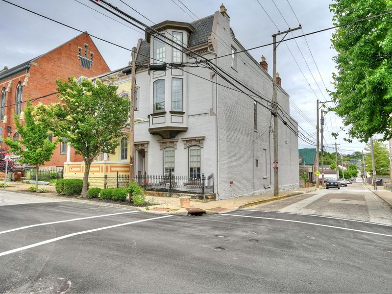 18 W 8th Street, Newport, KY 41071 Photo 2