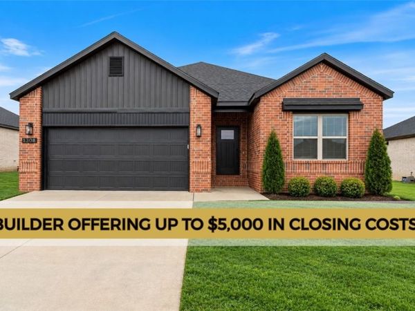 1308 NW 15th Avenue, Highfill, AR 72734