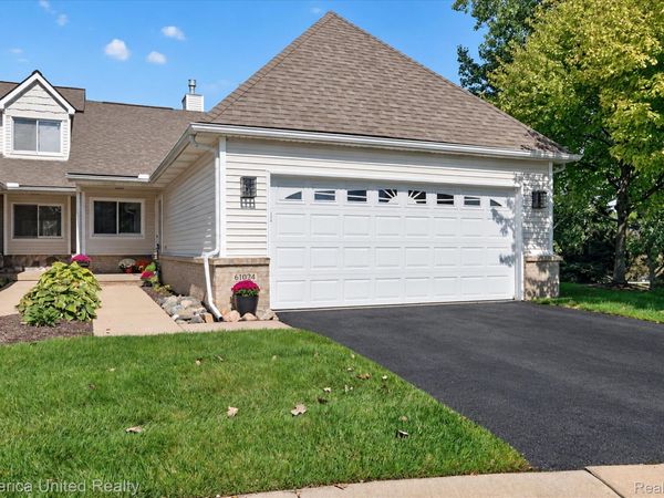 61024 Evergreen Court, South Lyon, Mi 48178