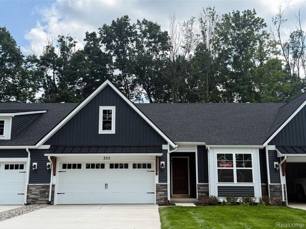 355 Canyon Creek Court , Unit 23, Marion Township, Mi 48843