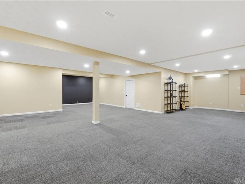 4122 Bulrush Street, Tipp City, OH 45371 Photo 46