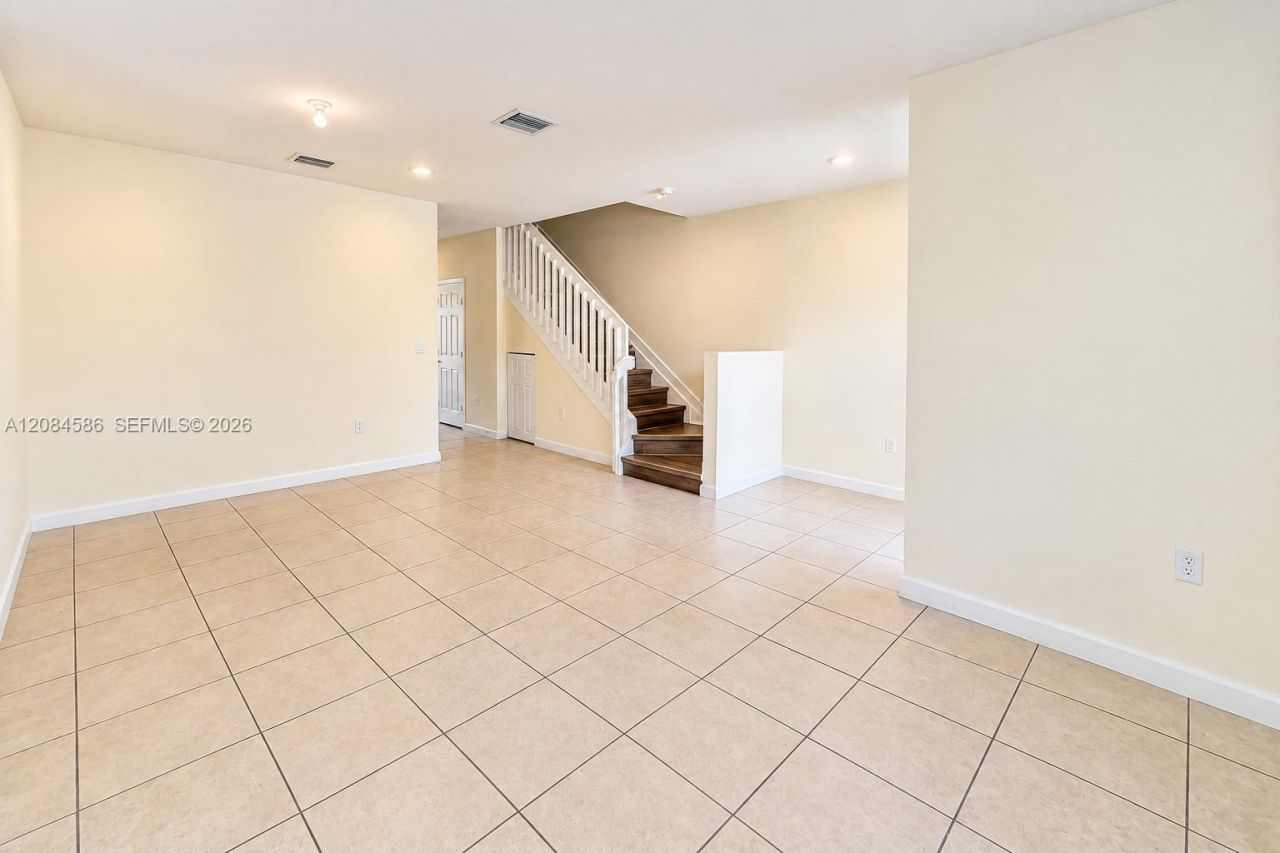 3360 W 92nd Pl, Unit 1, Hialeah, FL 33018 Photo