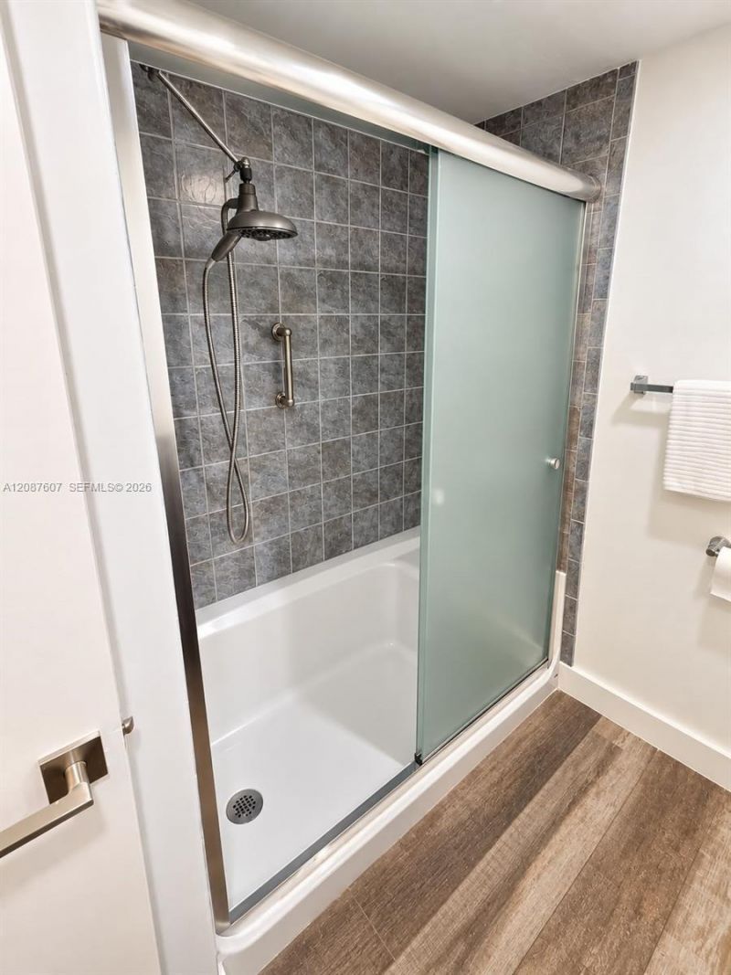 301 Racquet Club Rd, Unit 310, Weston, FL 33326 Photo