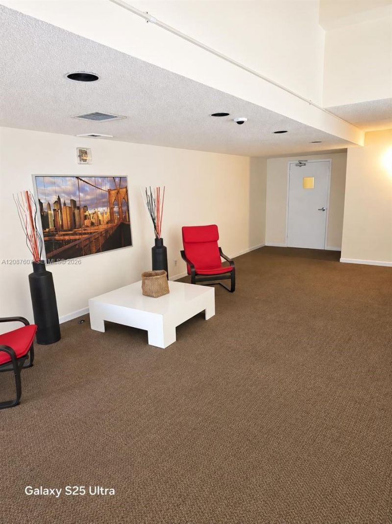 301 Racquet Club Rd, Unit 310, Weston, FL 33326 Photo