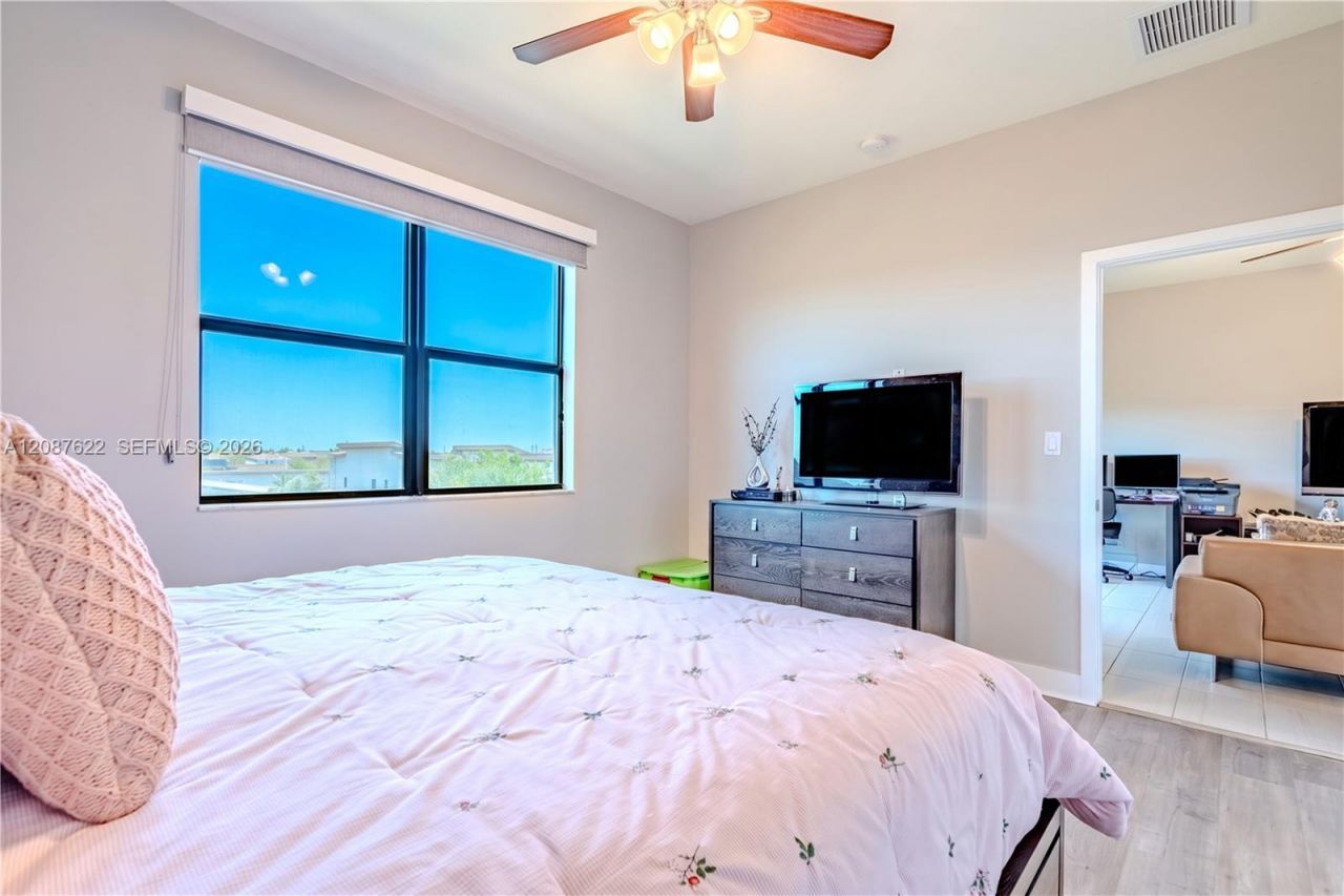 7809 NW 104th Ave, Unit 31, Doral, FL 33178 Photo