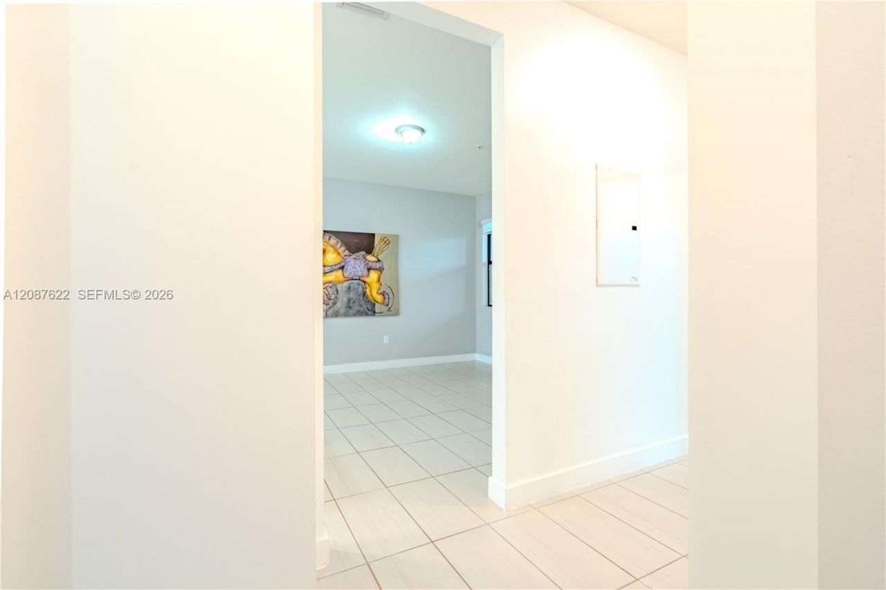 7809 NW 104th Ave, Unit 31, Doral, FL 33178 Photo