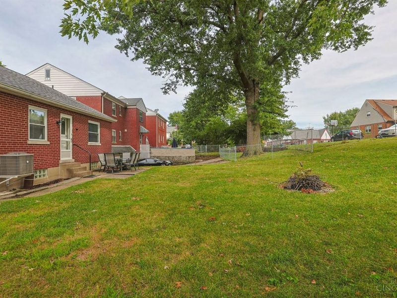 1132 Betty Lane, Delhi Township, OH 45238 Photo 26
