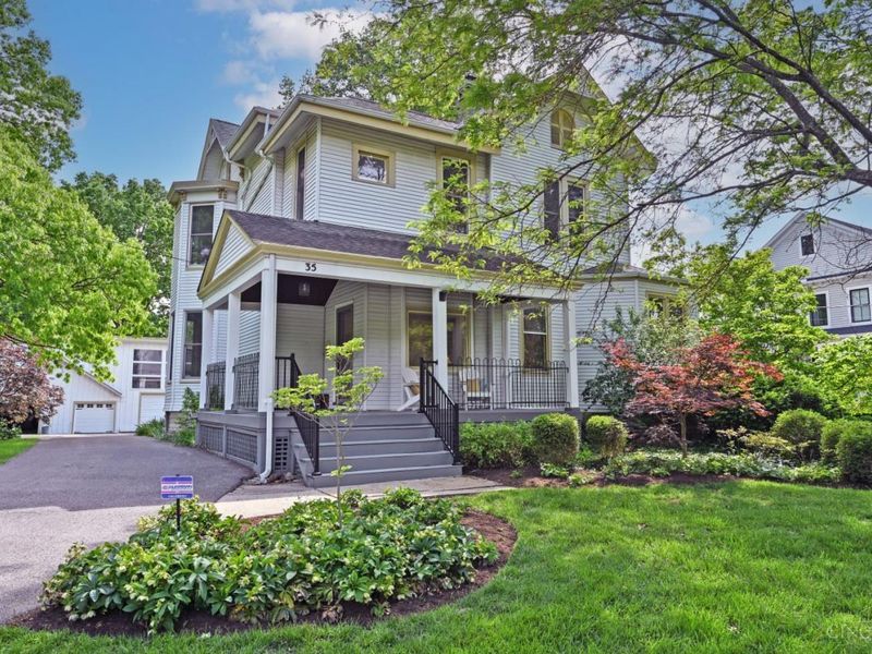 35 Walnut Avenue, Wyoming, OH 45215 Photo 1