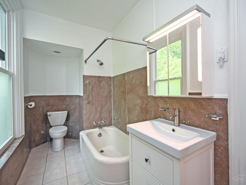 35 Walnut Avenue, Wyoming, OH 45215 Photo 47
