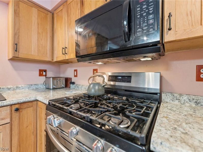 333 High Street, Berea, OH 44017 Photo 14