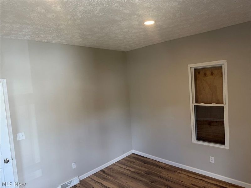 858 Forrest Drive, Akron, OH 44306 Photo 19