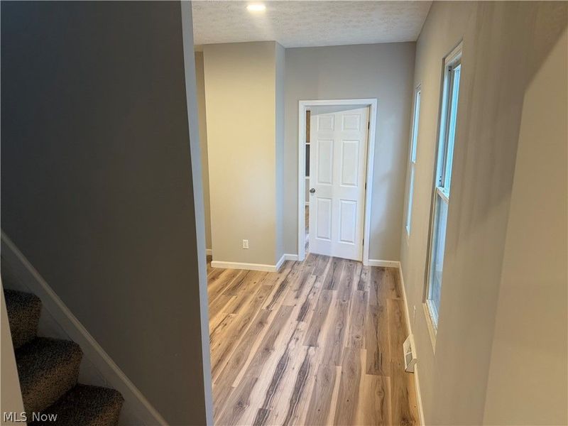 858 Forrest Drive, Akron, OH 44306 Photo 30