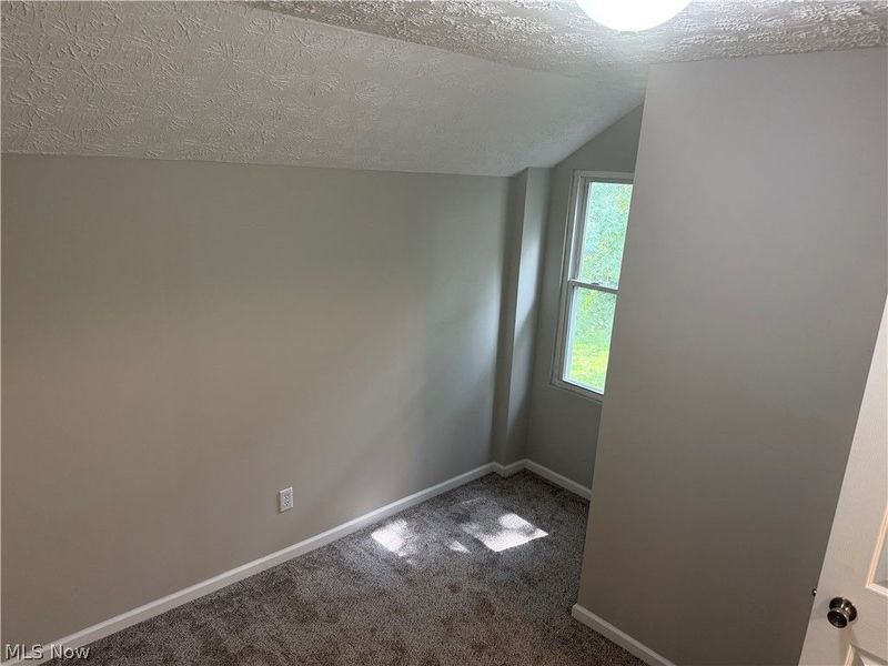 858 Forrest Drive, Akron, OH 44306 Photo 36
