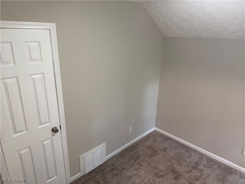 858 Forrest Drive, Akron, OH 44306 Photo 37