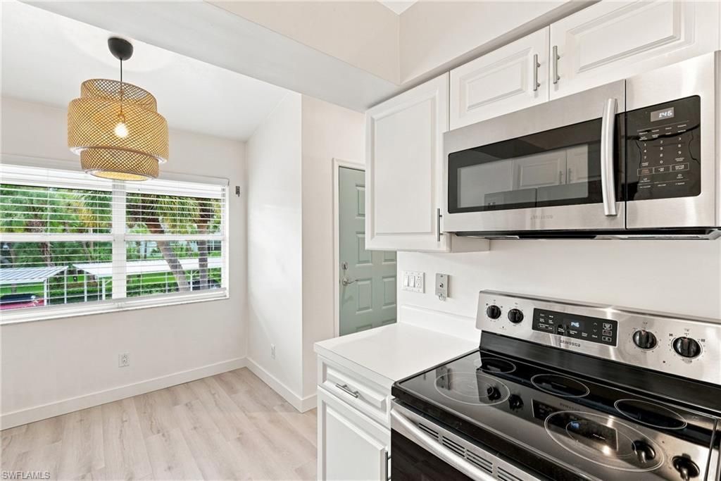 181 Grand Oaks Way, Unit 202, Naples, FL 34110 Photo