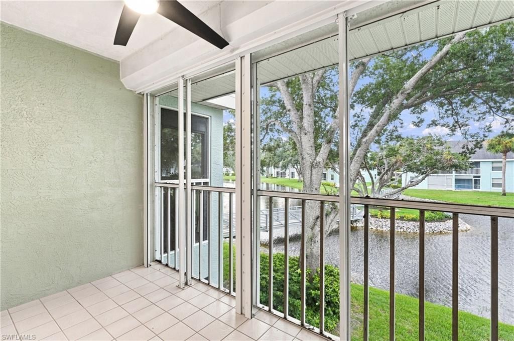 181 Grand Oaks Way, Unit 202, Naples, FL 34110 Photo