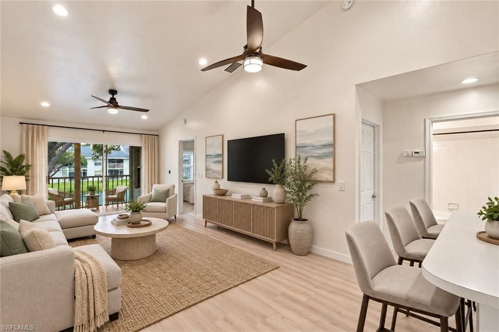 181 Grand Oaks Way, Unit 202, Naples, FL 34110 Photo