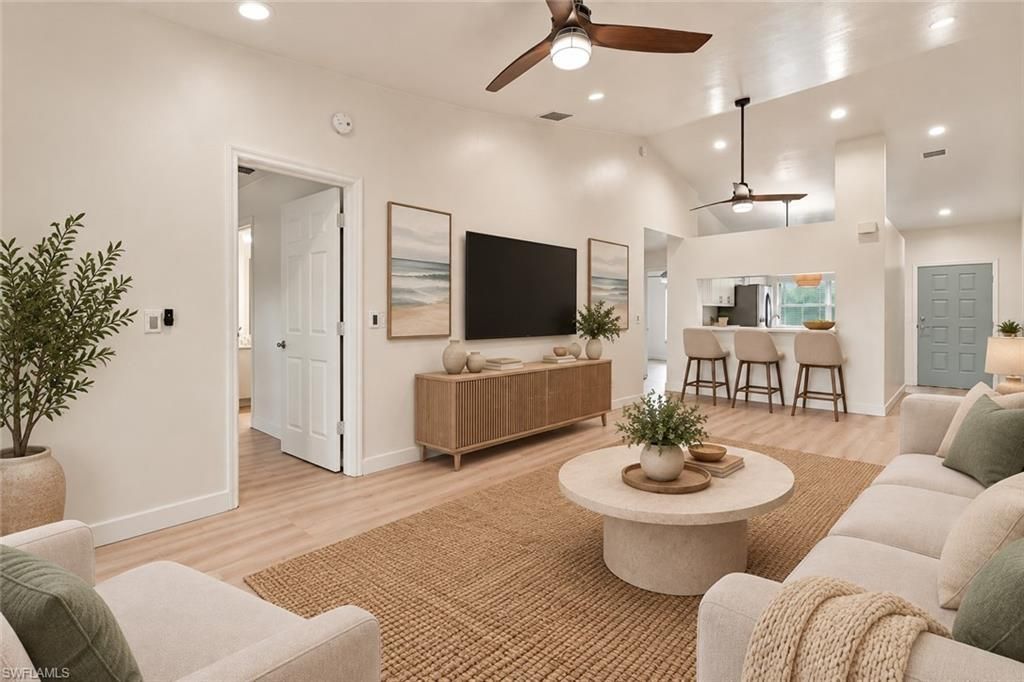 181 Grand Oaks Way, Unit 202, Naples, FL 34110 Photo