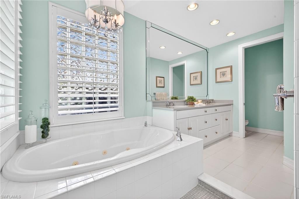 2805 Tiburon Blvd E, Unit 1-101, Naples, FL 34109 Photo