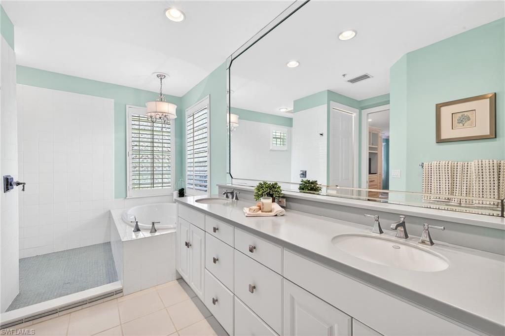2805 Tiburon Blvd E, Unit 1-101, Naples, FL 34109 Photo