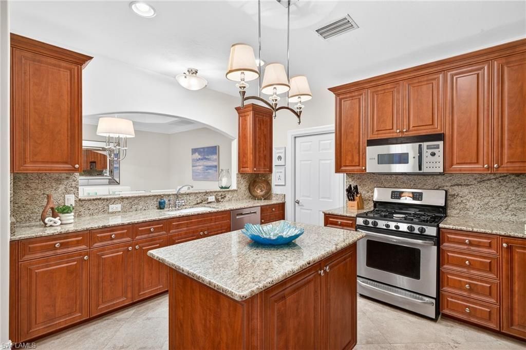2805 Tiburon Blvd E, Unit 1-101, Naples, FL 34109 Photo