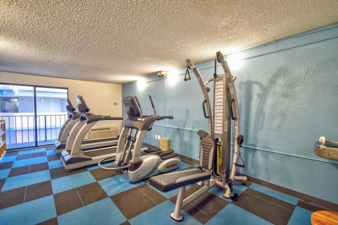 2504 N Ocean Blvd. Photo 25