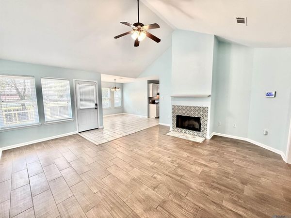 15253 E Bayou Dr, Prairieville, LA 70769