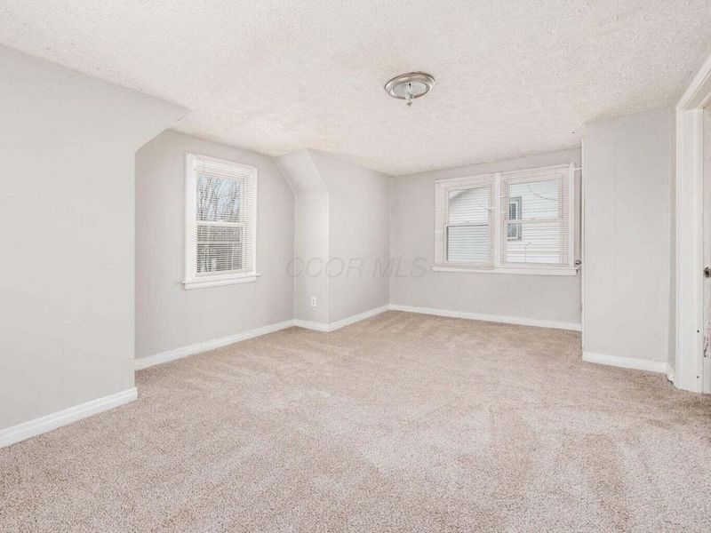 21 Benfield Avenue , Columbus, OH 43207 Photo 24