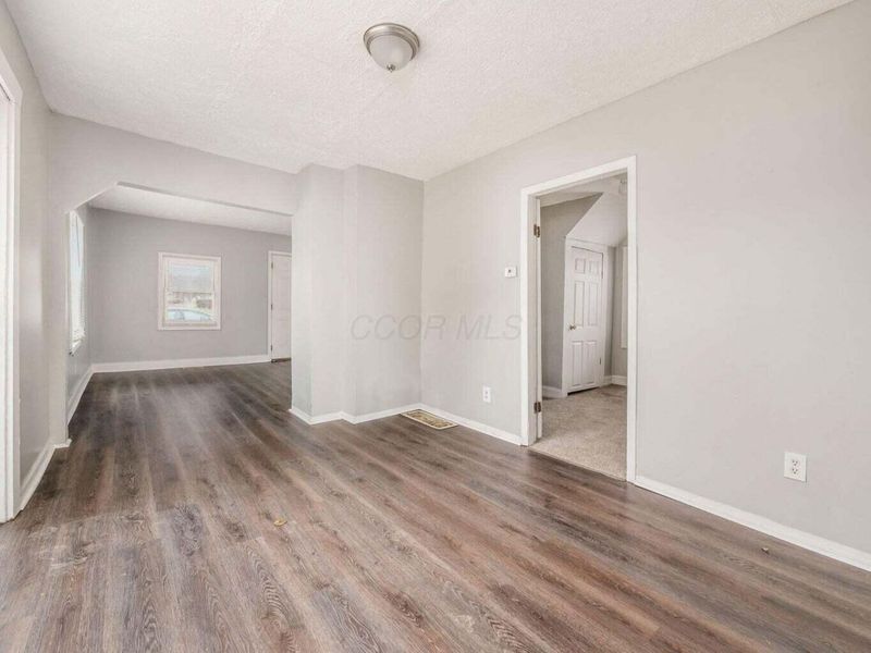 21 Benfield Avenue , Columbus, OH 43207 Photo 8