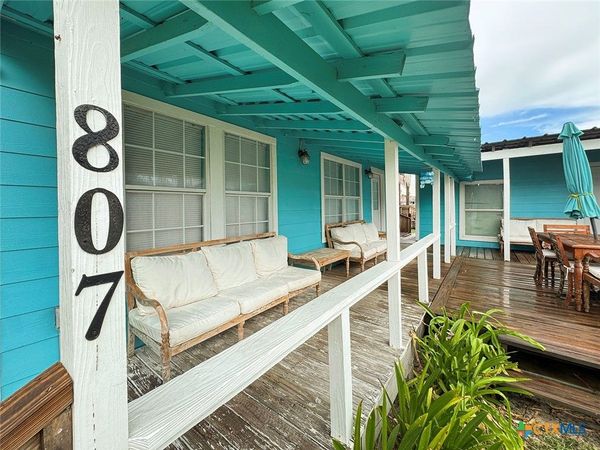 807 Madison Avenue , Port O'Connor, TX 77982