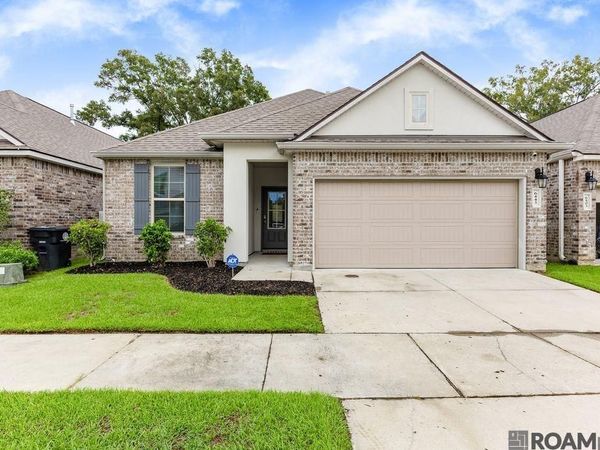 6443 Tiger Pointe Dr, Baton Rouge, LA 70817