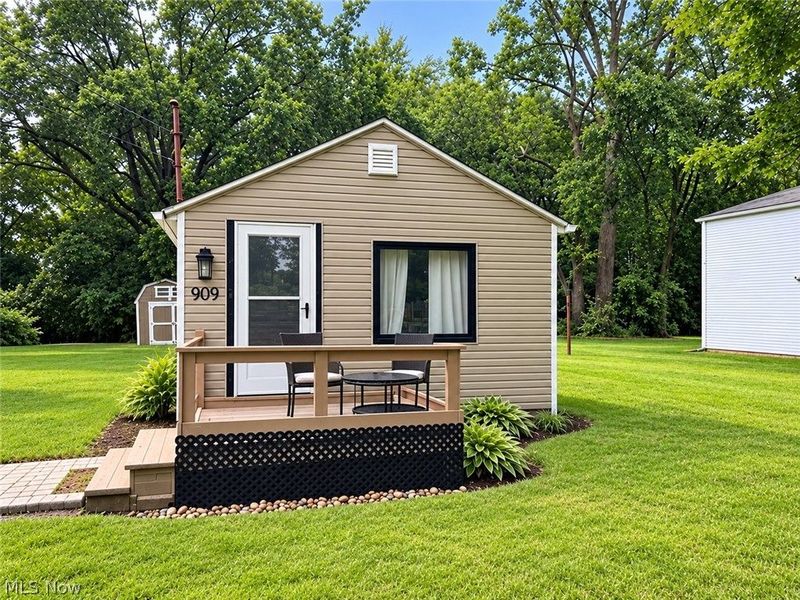 909 Harriet Street, Lorain, OH 44055 Photo 1