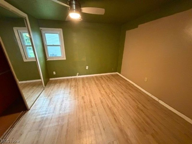 909 Harriet Street, Lorain, OH 44055 Photo 3