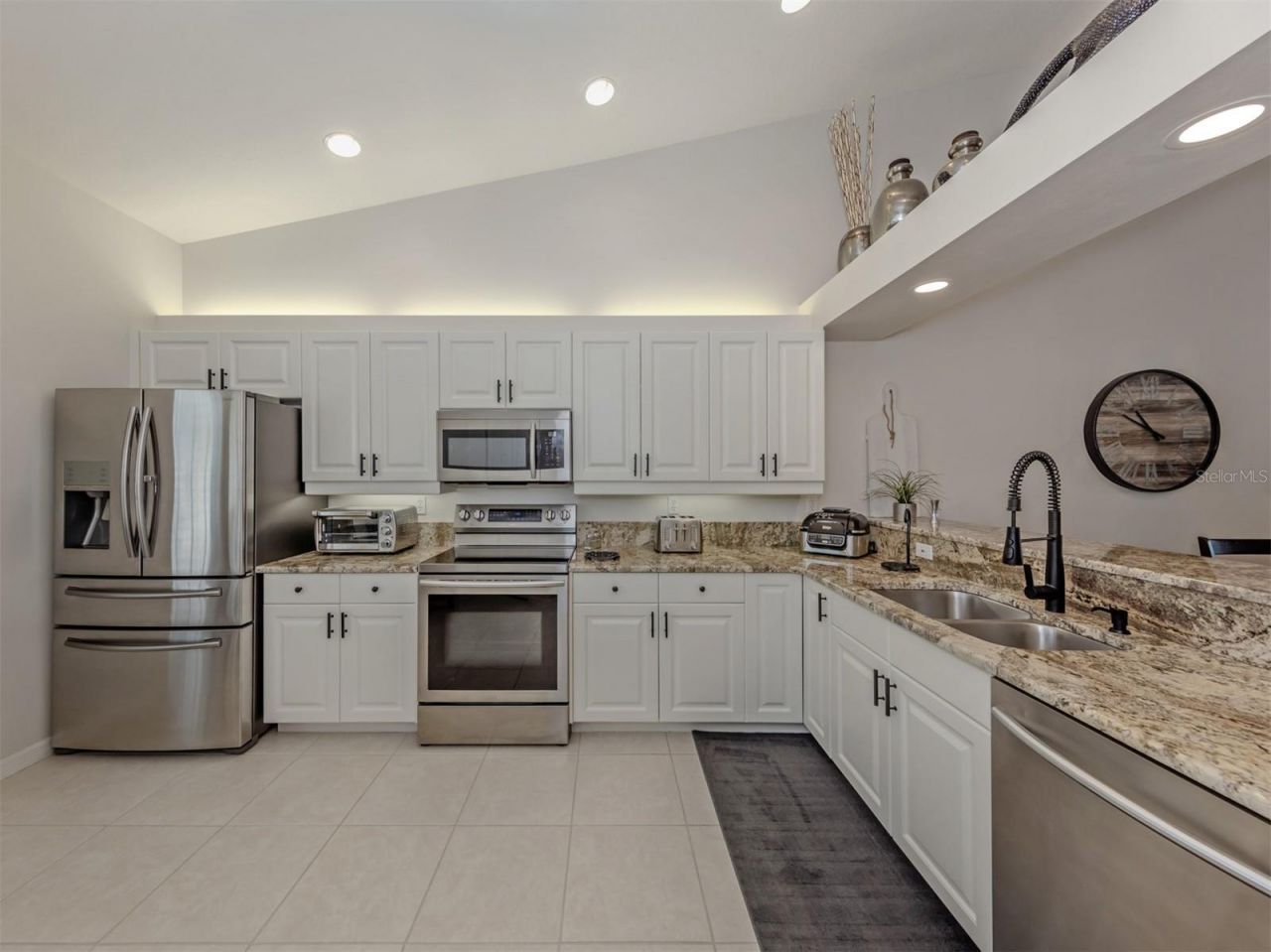 107 Woodbridge Drive, Unit 202, Venice, FL 34293 Photo