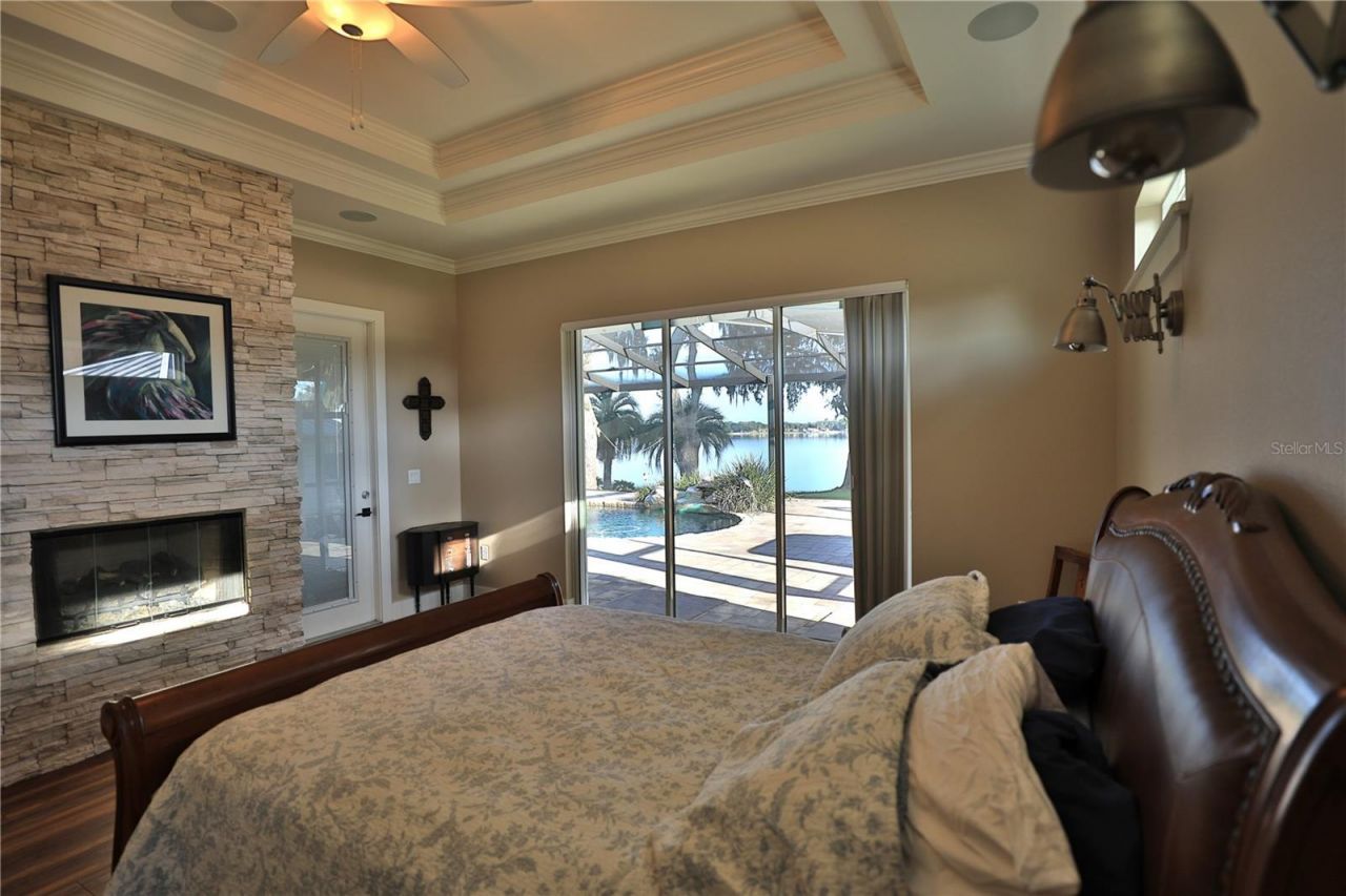 11811 SE Sunset Harbor Road, Weirsdale, FL 32195 Photo