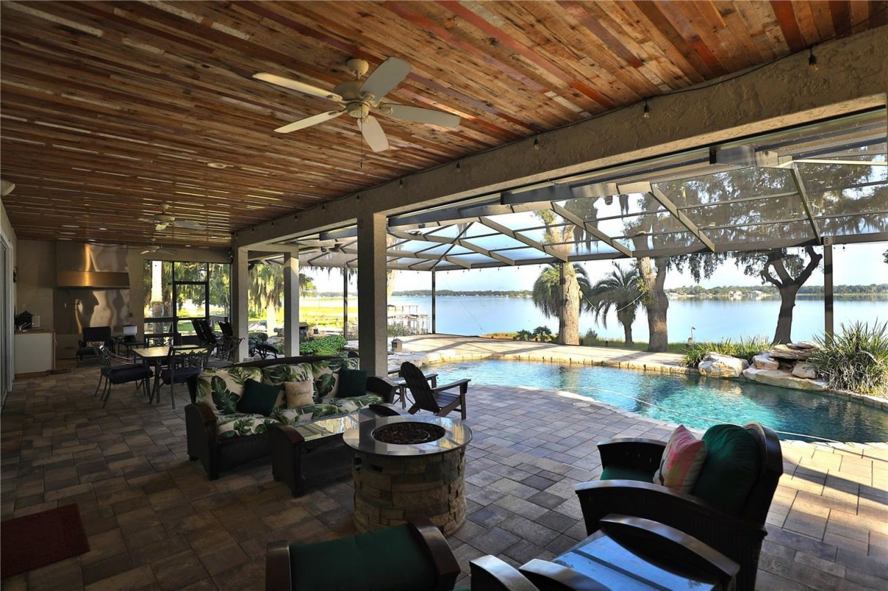 11811 SE Sunset Harbor Road, Weirsdale, FL 32195 Photo