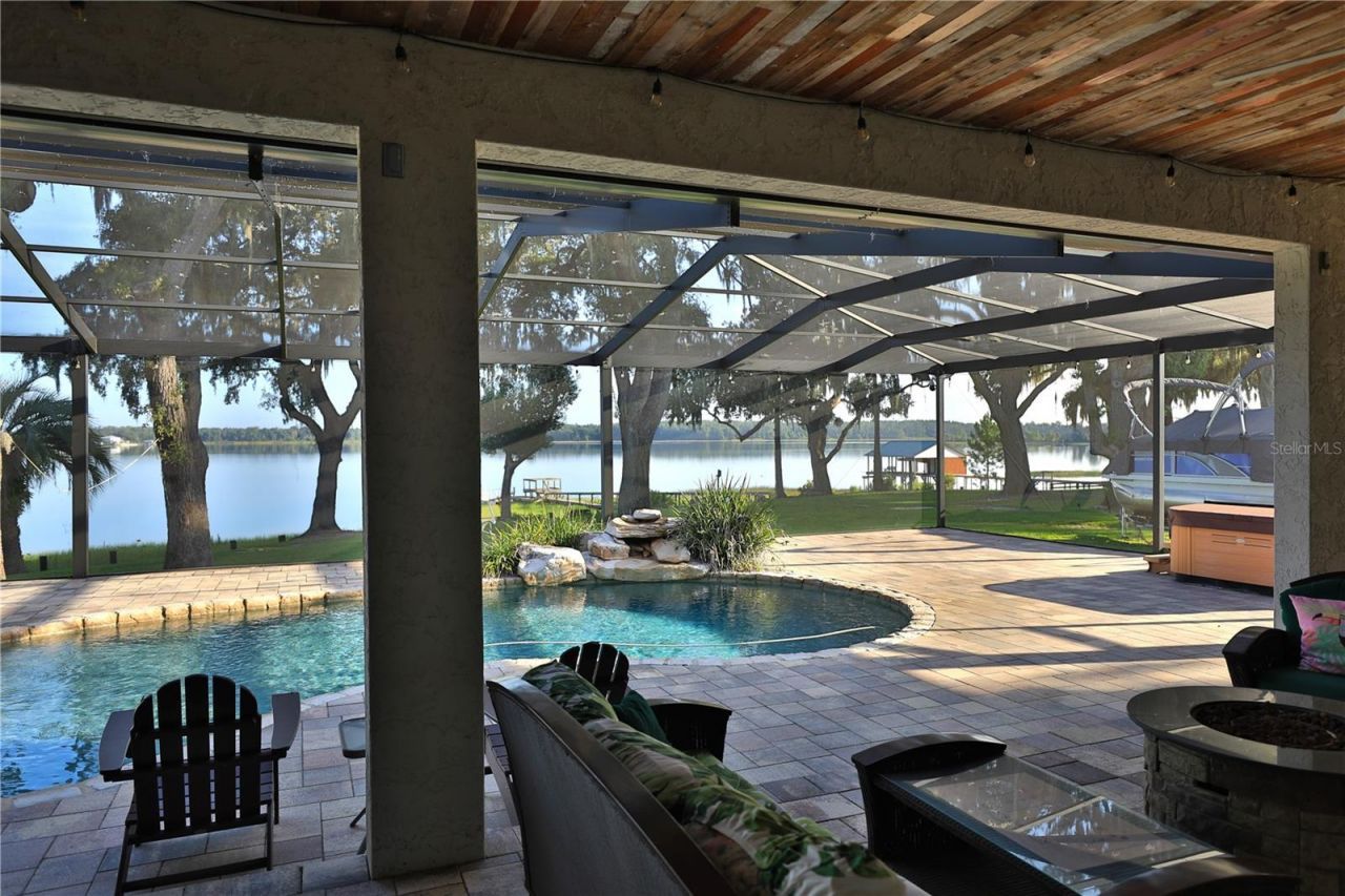11811 SE Sunset Harbor Road, Weirsdale, FL 32195 Photo