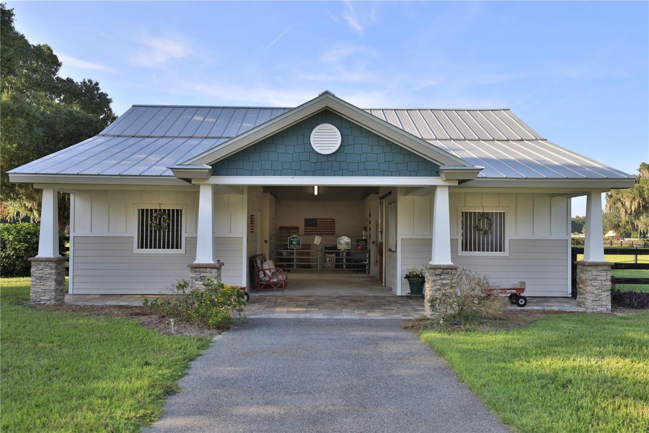 11811 SE Sunset Harbor Road, Weirsdale, FL 32195 Photo