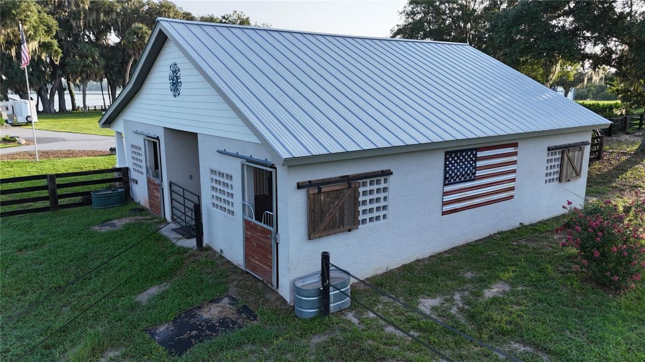 11811 SE Sunset Harbor Road, Weirsdale, FL 32195 Photo