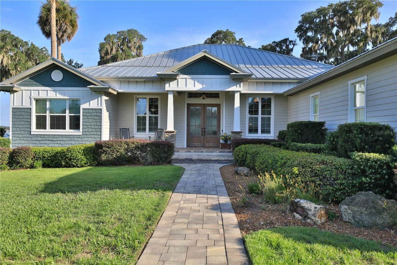 11811 SE Sunset Harbor Road, Weirsdale, FL 32195 Photo