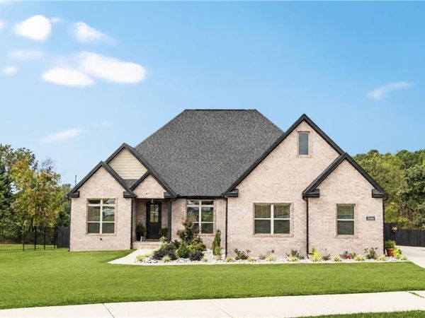 20980 Double Tree Xing, Springdale, AR 72762