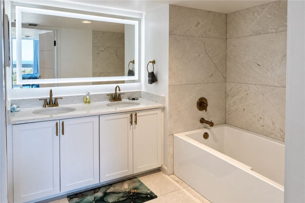 2700 N Highway A1a, Unit 1004, Fort Pierce, FL 34949 Photo