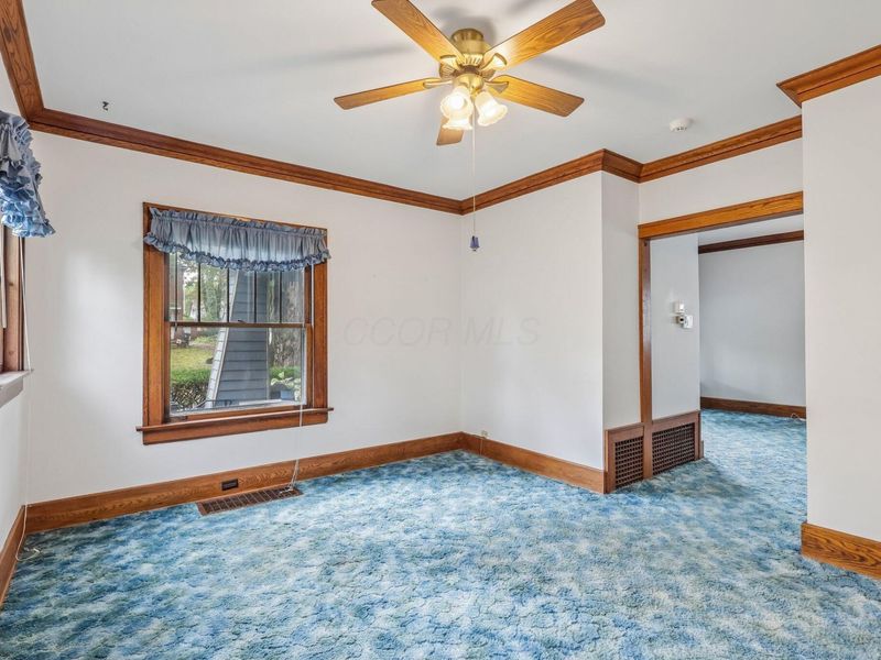 989 Amelia Avenue, Akron, OH 44302 Photo 9