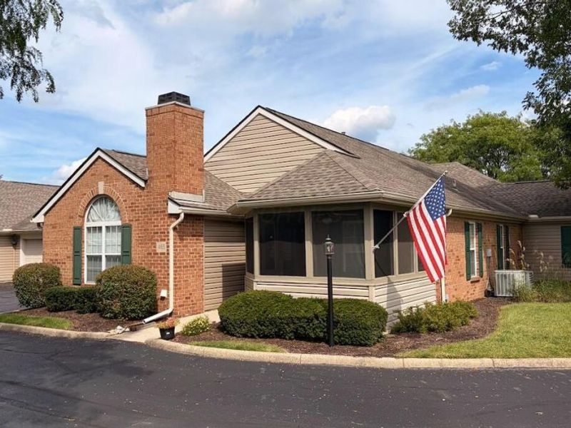 465 Chardonnay Lane, Lewis Center, OH 43035 Photo 1