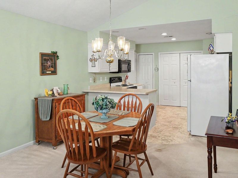 465 Chardonnay Lane, Lewis Center, OH 43035 Photo 15