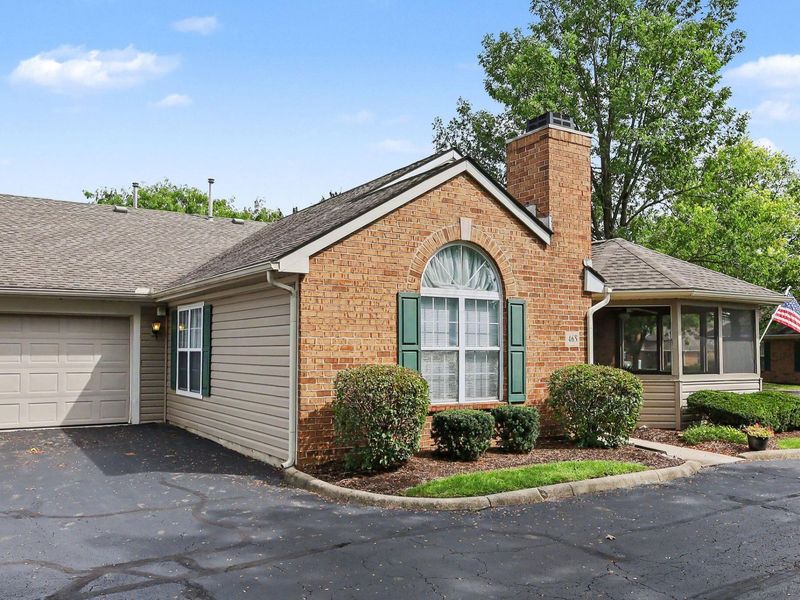 465 Chardonnay Lane, Lewis Center, OH 43035 Photo 2