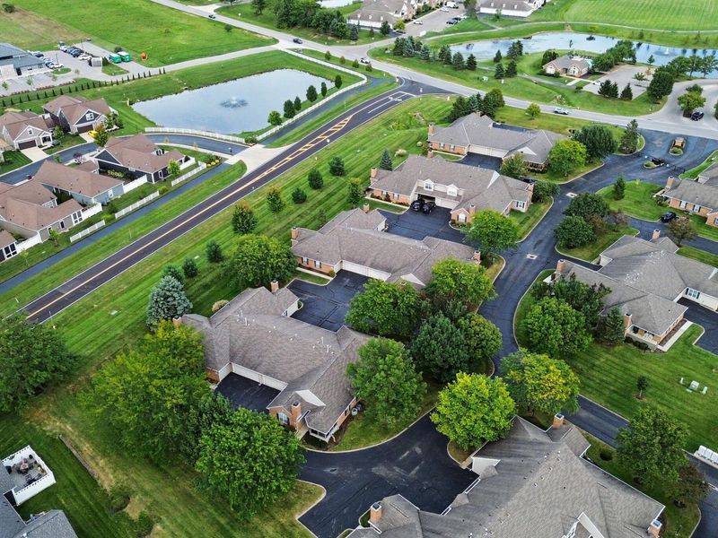 465 Chardonnay Lane, Lewis Center, OH 43035 Photo 36