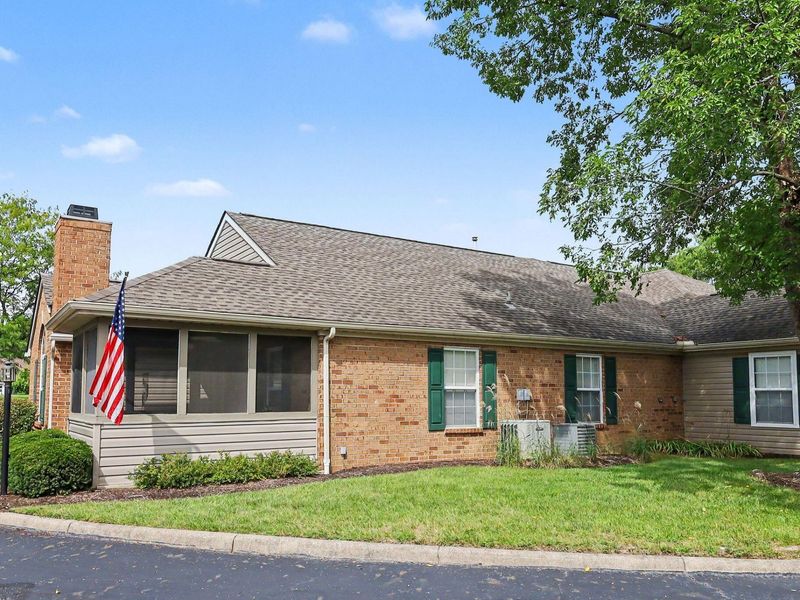 465 Chardonnay Lane, Lewis Center, OH 43035 Photo 5